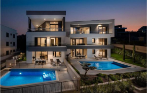 Awesome Apartment In Zidarici With Wifi